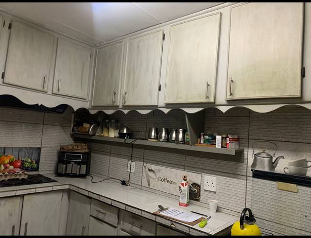4 BEDROOM HOUSE FOR SALE IN FINSBURY